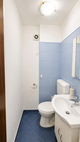 Apartament cu 4 camere decomandat în Iancului