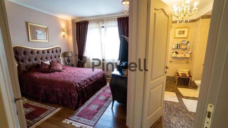 Apartament cu 4 camere decomandat, mobilat în Predeal