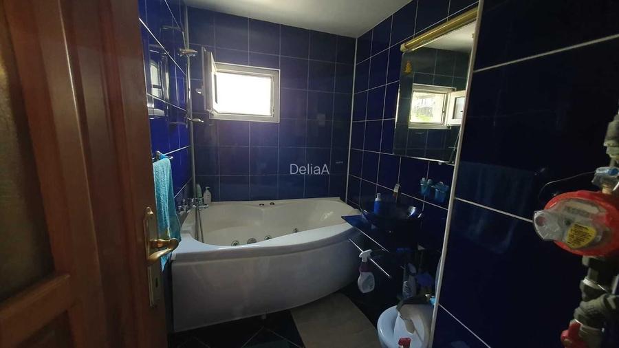 Inchiriez apartament 3 camere in cartierul Nufarul din Oradea