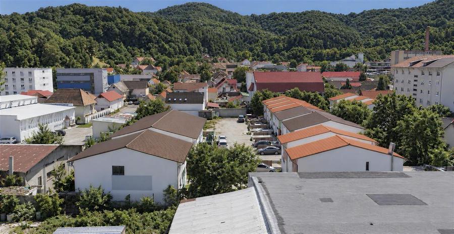 Duplex cu 3 camere cu Teren 129.94999694824 Mp în Bartolomeu