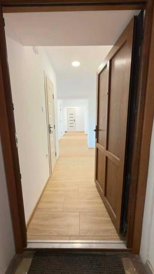 Apartament cu 4 camere în Central