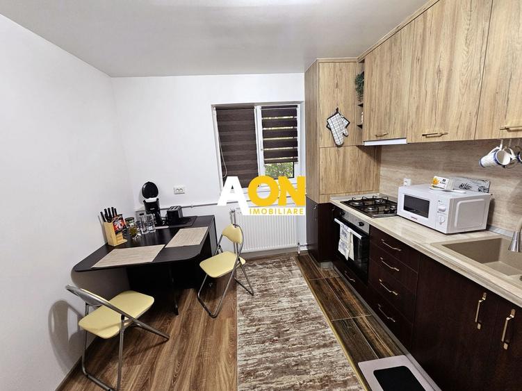 Apartament cu 2 camere semidecomandat, mobilat în Bărăbanț