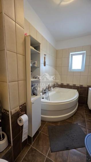 Duplex cu 5 camere cu Canalizare în Pipera