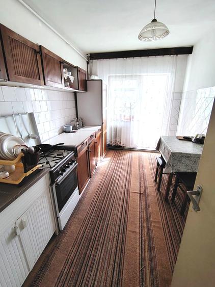 Apartament cu 3 camere decomandat în Nord