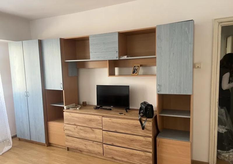 Apartament cu 2 camere decomandat în Gară