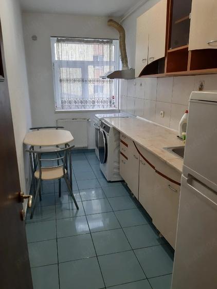 Apartament cu 2 camere semidecomandat în Titan