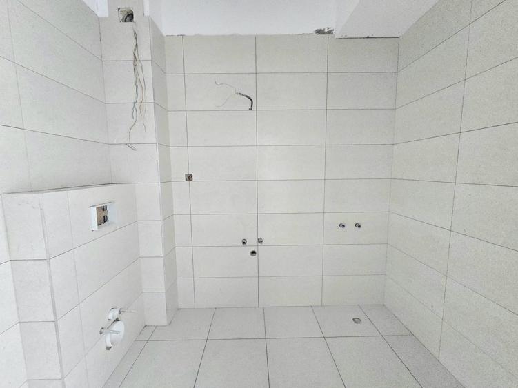 Apartament cu 3 camere decomandat în 1 Decembrie 1918