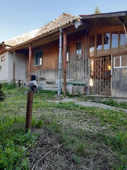 Casă cu 4 camere în Meștera