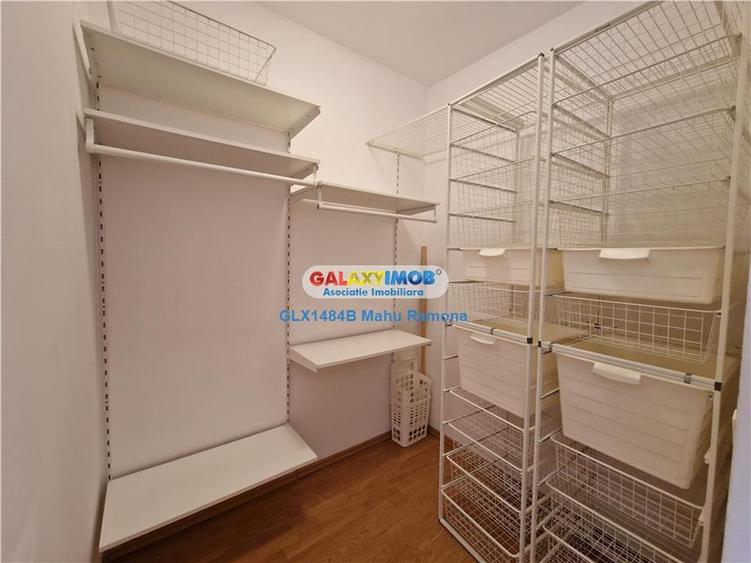 Apartament cu 3 camere decomandat în Sud-Vest