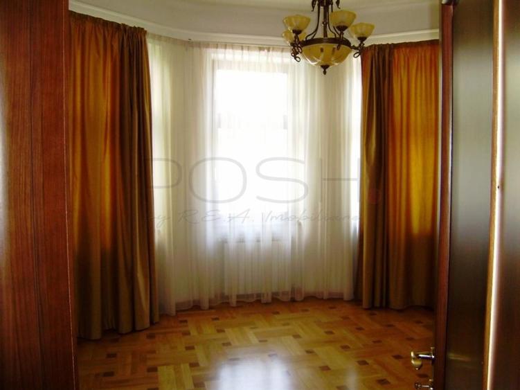 Apartament cu 5 camere în P-ța Dorobanți