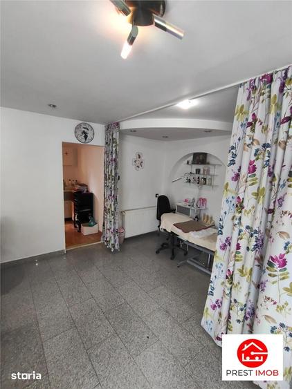 Apartament cu 5 camere în Central