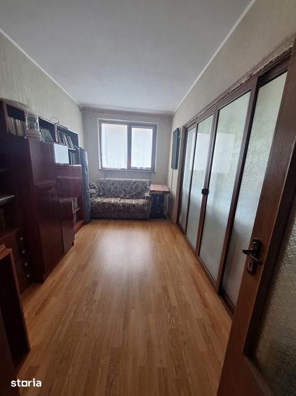 Apartament cu 3 camere decomandat în Micro 39