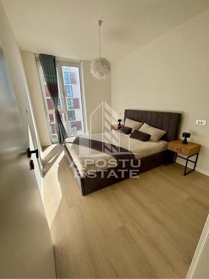 Apartament cu 2 camere semidecomandat, mobilat în Torontalului