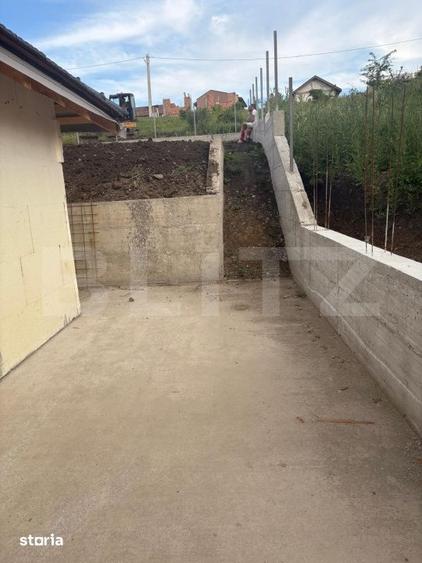 Casă cu 3 camere cu Teren 500 Mp în Jucu