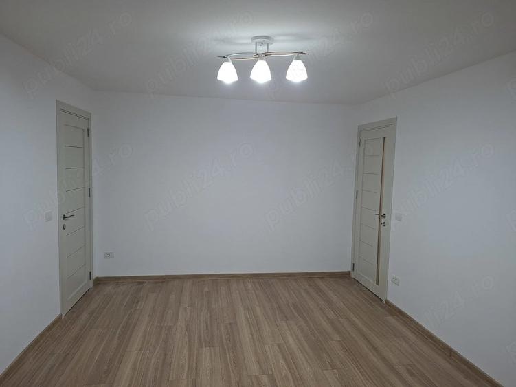Apartament cu 2 camere semidecomandat în Girocului