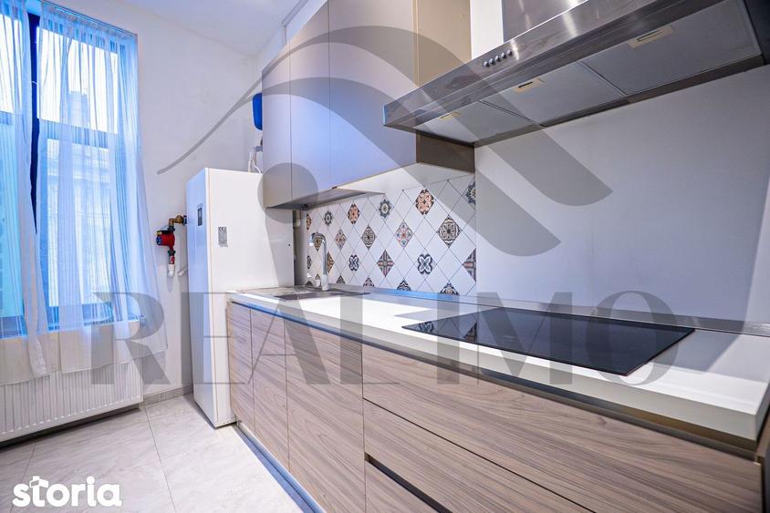 Apartament cu 3 camere, mobilat în Central