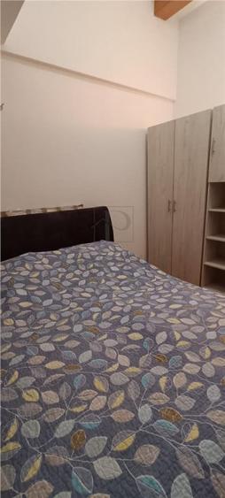 Apartament cu 4 camere decomandat în Aradului