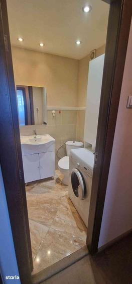 Apartament cu 2 camere decomandat în Titan