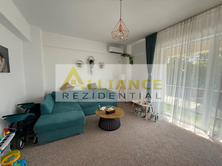 Apartament cu 2 camere decomandat, mobilat în Est — fotografia 1