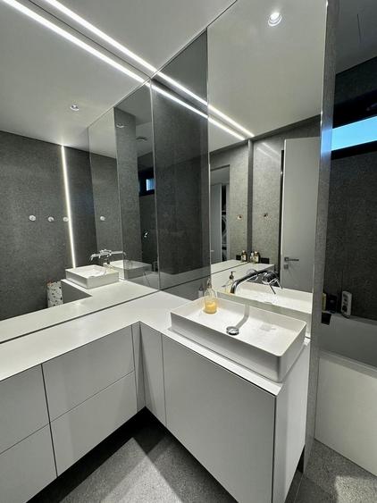 Duplex cu 4 camere cu Canalizare în Andrei Mureșanu