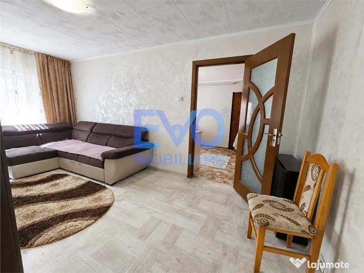 Apartament cu 2 camere semidecomandat în Tomești