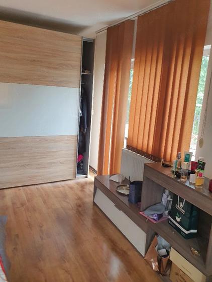 Ap cu 2 camere de vanzare,in vila,zona Mircea cel Batran - 10