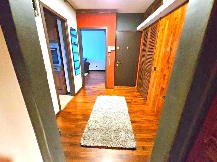 Apartament cu 3 camere decomandat în Dristor