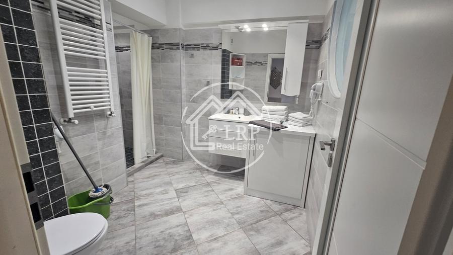 Apartament cu 2 camere semidecomandat în Uverturii