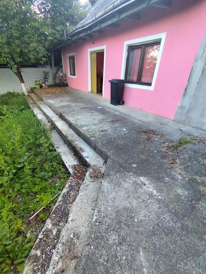 Casă cu 4 camere cu Teren 40 Mp în Muncelu de Sus