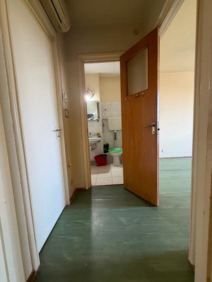 Apartament cu 2 camere semidecomandat în Vitan