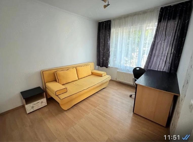 Apartament cu 3 camere decomandat în Bună Ziua