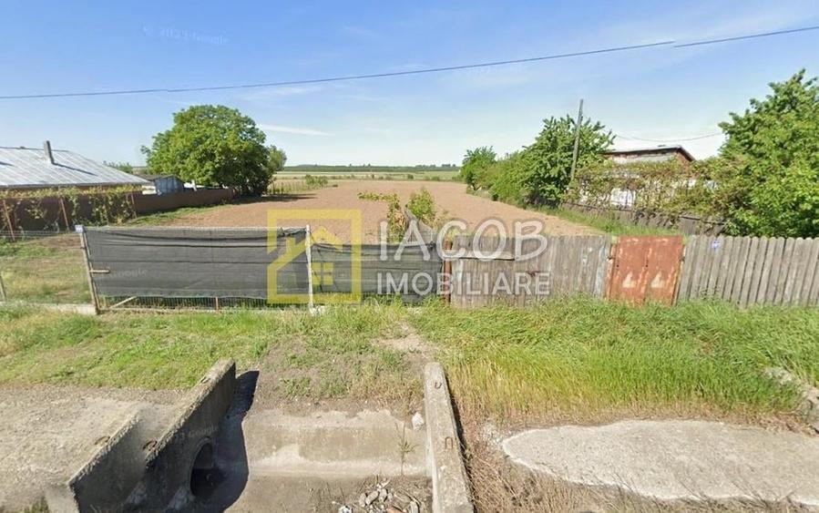 Teren Construcții intravilan de 5000 mp, în Itești
