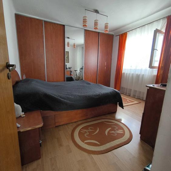 Casă cu Teren 220 Mp în 16 Februarie