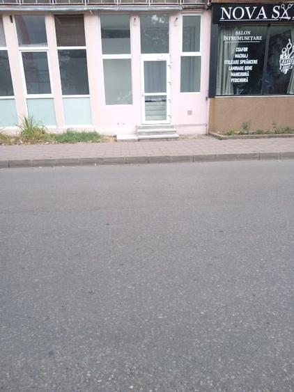 Birou, de 8 mp, în Alexandru cel Bun
