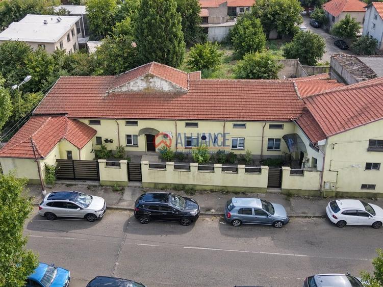 Casă cu 5 camere cu Canalizare în ICIL