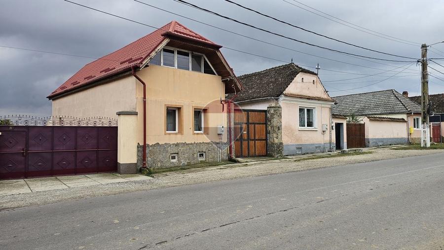Casă individuală cu 5 camere cu Teren 749 Mp în Satu Nou