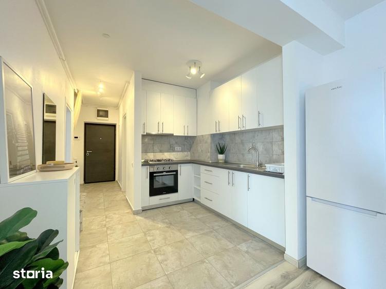 Apartament cu 3 camere în Lipovei