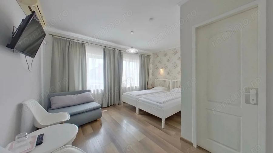 Casă cu 11 camere cu Canalizare în Micălaca