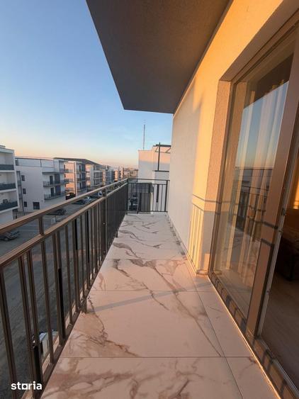 Apartament cu 2 camere decomandat în Girocului
