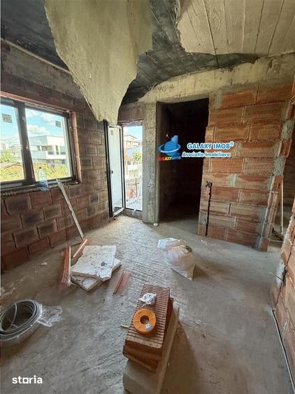Casă cu 4 camere cu Teren 220 Mp în Central