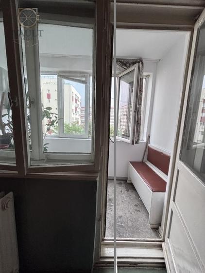 Apartament cu 2 camere decomandat, mobilat în Alexandru Obregia