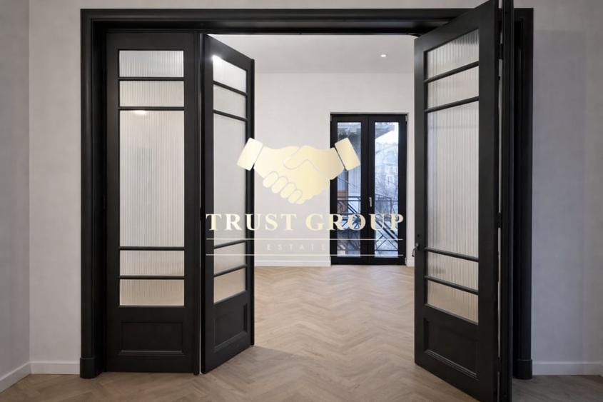 Apartament cu 4 camere decomandat, mobilat în Ultracentral