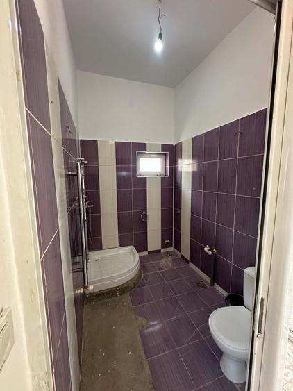 Casă cu 3 camere în Central