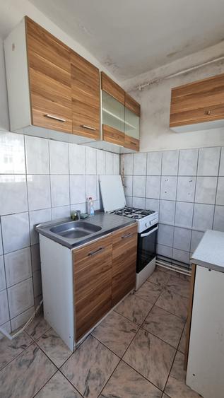 Apartament cu 2 camere semidecomandat în Micro 14