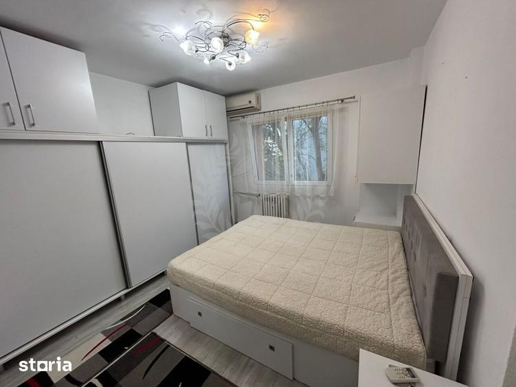 Apartament cu 4 camere decomandat, mobilat în Malu Roșu