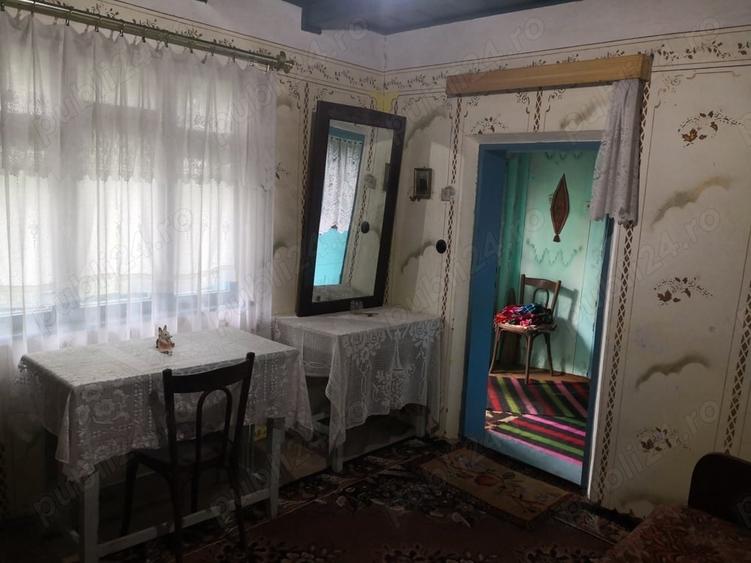 Casă cu 2 camere în Doljești