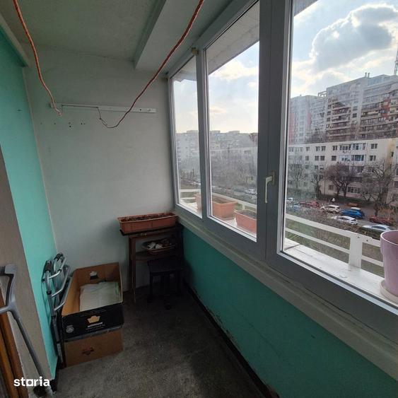 Apartament cu 3 camere semidecomandat în Ștefan cel Mare