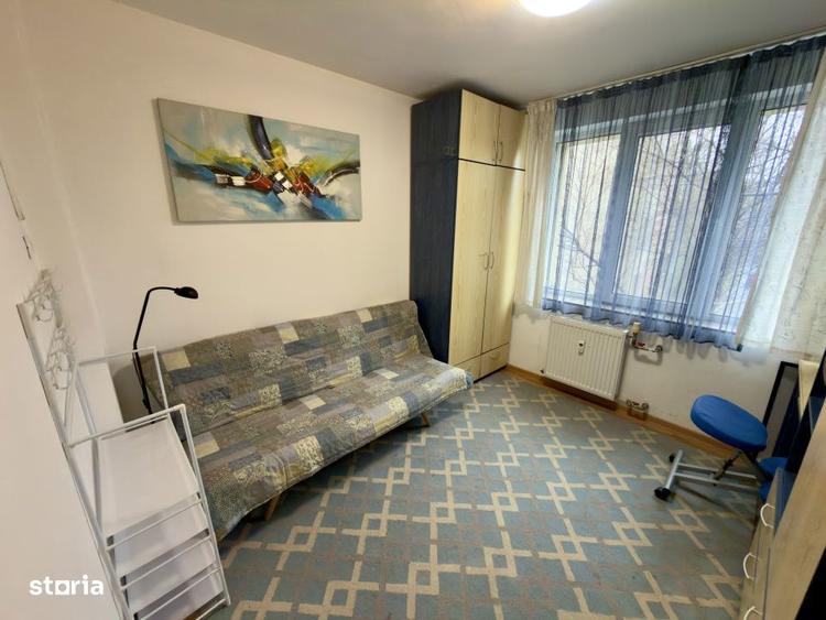 Apartament cu 3 camere semidecomandat, mobilat în Ștefan cel Mare