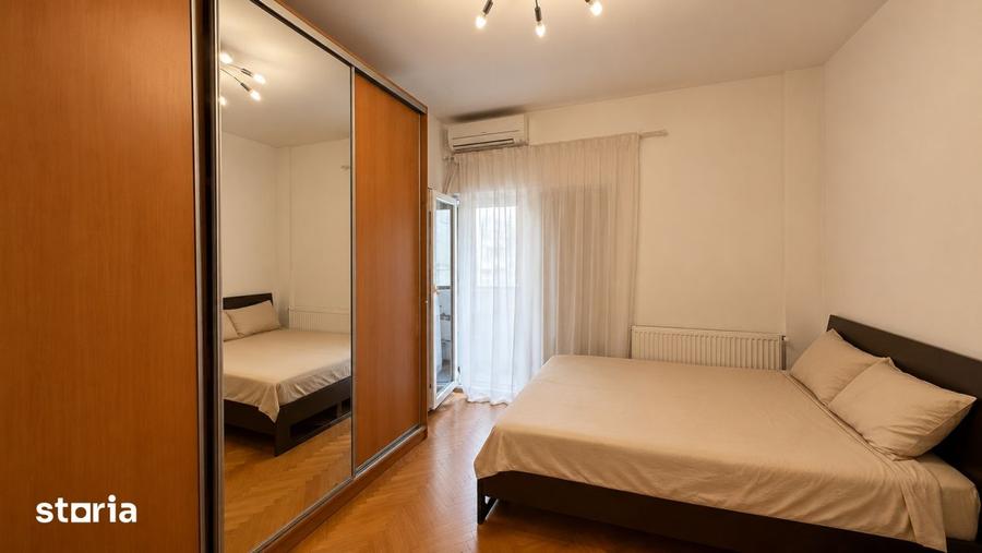 Apartament cu 3 camere semidecomandat, mobilat în Eminescu