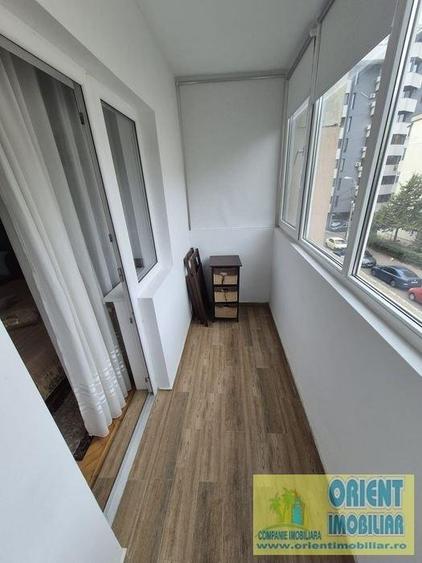 Apartament cu 2 camere decomandat în Faleza Nord